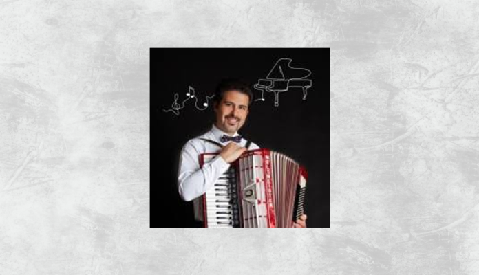 Ramin Yeganeh آموزش پیانو در تورنتو