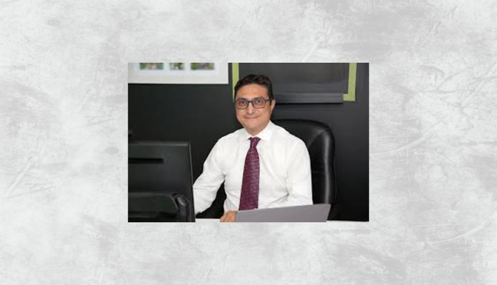Safavi Financial Firm مدیریت و برنامه ریزی مالی در لاوال